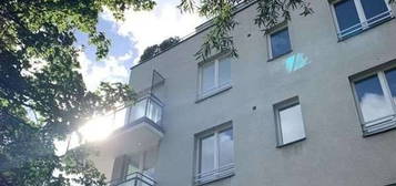 Schöne 4,5-Zimmer mit Balkon und Gäste-WC in Lichtenrade | verfügbar ab sofort