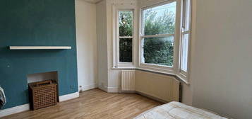 3 bed property to rent