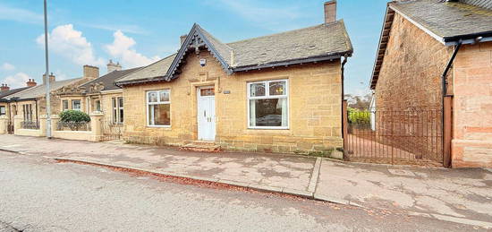 4 bed detached house for sale