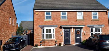 3 bedroom semi-detached house for sale