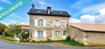 Maison de village avec terrain clos