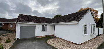 Detached bungalow to rent in Dukes Way, Axminster, Devon EX13