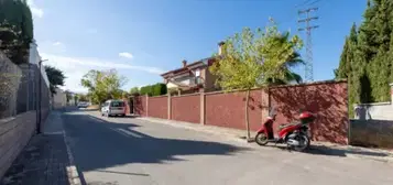 Chalet en calle del Abedul