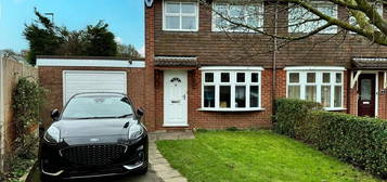 3 bedroom semi-detached house to rent