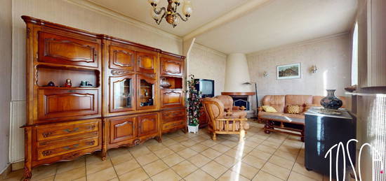 Maison 1 étage  à vendre, 5 pièces, 3 chambres, 89 m²