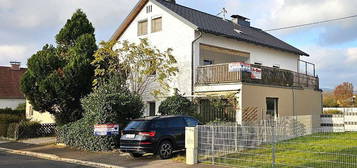 Haus mit 2 Wohneinheiten und ausgebauten Dachgeschoss in Pichling