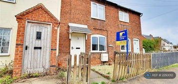 2 bedroom terraced house