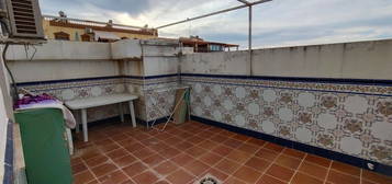 Piso en venta en calle Canario, 2