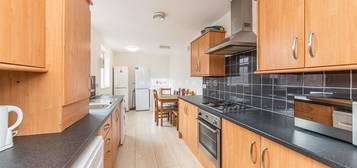 Maisonette to rent in Stratford Grove West, Heaton, Newcastle Upon Tyne NE6