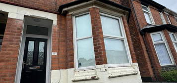 Terraced house to rent in Cottesmore Road, Nottingham NG7