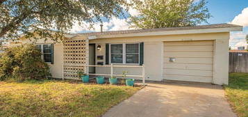 4309 Clover Ave, Odessa, TX 79762