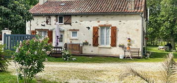 Maison  à vendre, 7 pièces, 3 chambres, 180 m²