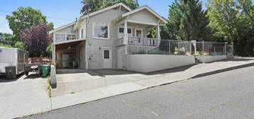 1214 Garrison St, The Dalles, OR 97058