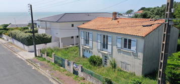 VAUX-SUR-MER, 100m PLAGE, VUE MER, EMPLACEMENT EXCEPTIONNEL, MAISON A RENOVER