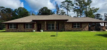 4 Edwards Pl, Hammond, LA 70401