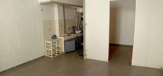 Location appartement 1 pièce 32 m²