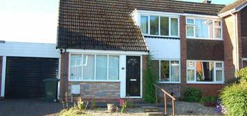 2 bedroom semi-detached house for sale