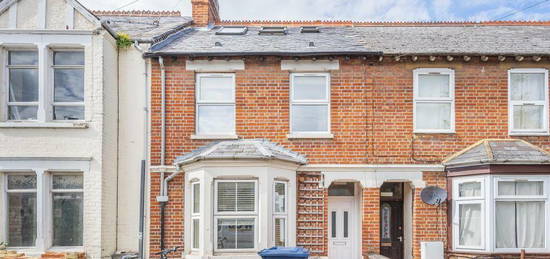 6 bedroom terraced house