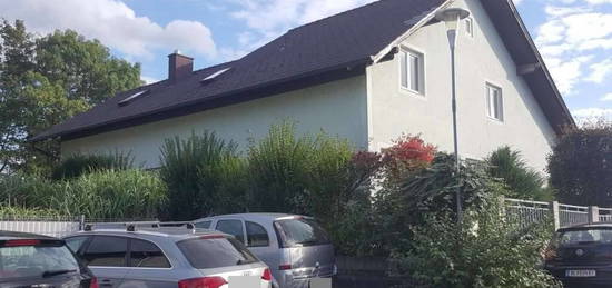 Sensationeller Preis!!--GELEGENHEIT AUF EIN GROSSZÜGIGES EINFAMILIENHAUS MIT VIEL WOHNRAUM