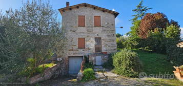 CASA SEMINDIPENDENTE A PERUGIA