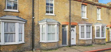 2 bedroom terraced house