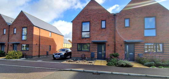 3 bedroom semi-detached house