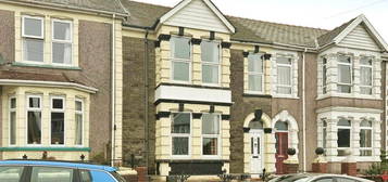 3 bed terraced house for sale