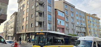 CADDE ZER 2+1 80m2 METRO 1,5 km DURAK KAPI NNDE