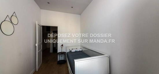 Location appartement 4 pièces 10 m²