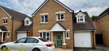 4 bed detached house for sale