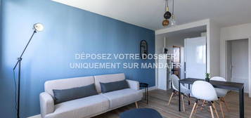 Location appartement 4 pièces 9 m²