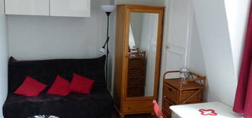 Location studio meublé Paris 11