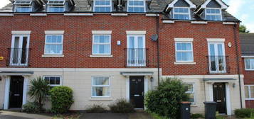 3 bedroom terraced house to rent