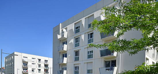 Clermont-Ferrand CHU - Appartement 3 chambres de 79 m² avec balcon et parking