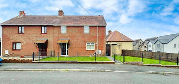 3 bed semi-detached house for sale