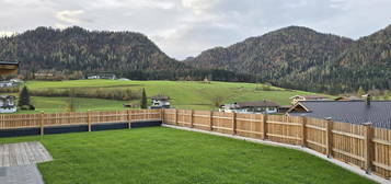 Eck-Maisonette Wohnung mit Panorama Bergblick