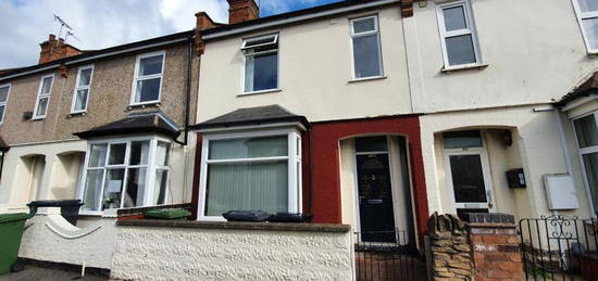 5 bedroom terraced house