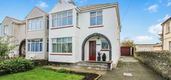 4 bedroom semi-detached house for sale