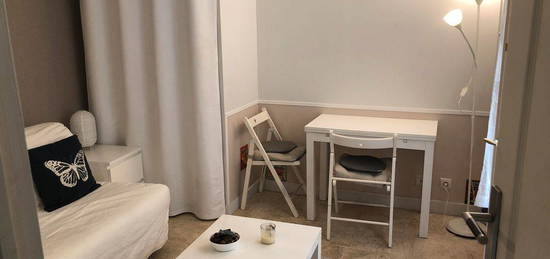 Studio meublé 19m² à louer Versailles centre (location)