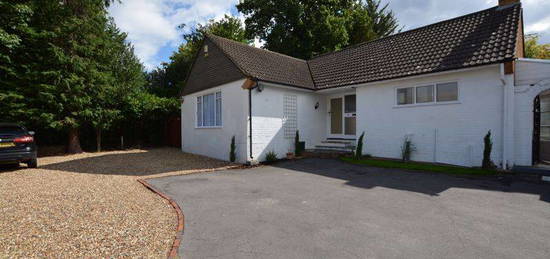 Detached bungalow to rent in Upper Park Road, Camberley GU15