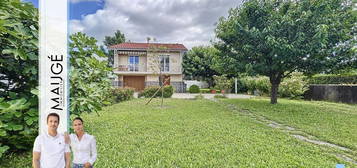 Maison - 3 Chambres - Balcon - Garage - Jardin - Au calme - Sans vis à vis