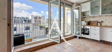 STUDIO 28m2 - AVANT DERNIER ETAGE - BALCON - BUTTES CHAUMONT