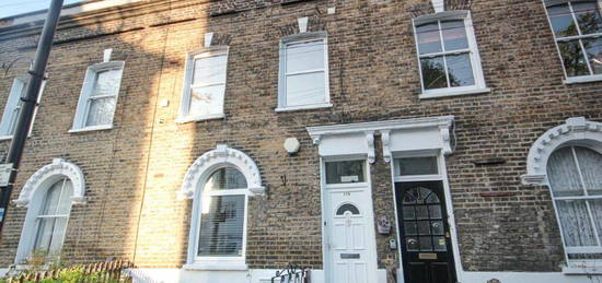 4 bedroom terraced house