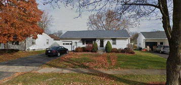 909-911 Lamb, Utica, NY 13501