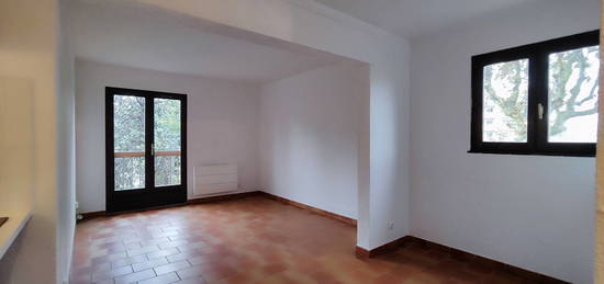 Location appartement 1 pièce 26 m²