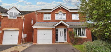 4 bed detached house for sale