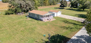 308 W 1st St, Bouton, IA 50039