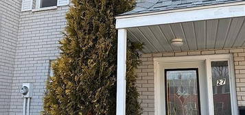 27 Orchard Pl UNIT 9, Chatham Kent, ON N7M 1A7
