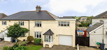 4 bedroom semi-detached house for sale