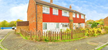 3 bed semi-detached house for sale